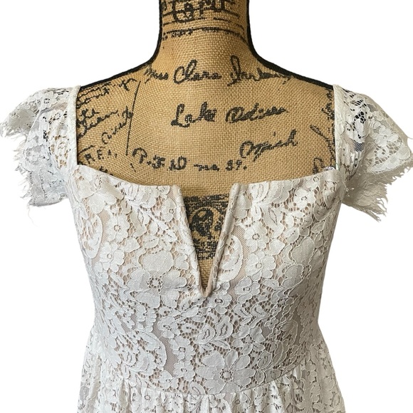 Lulu’s Midi Dress - Picture 3 of 9